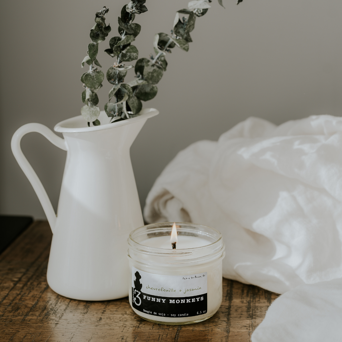 Honeysuckle and jasmine, soy candle