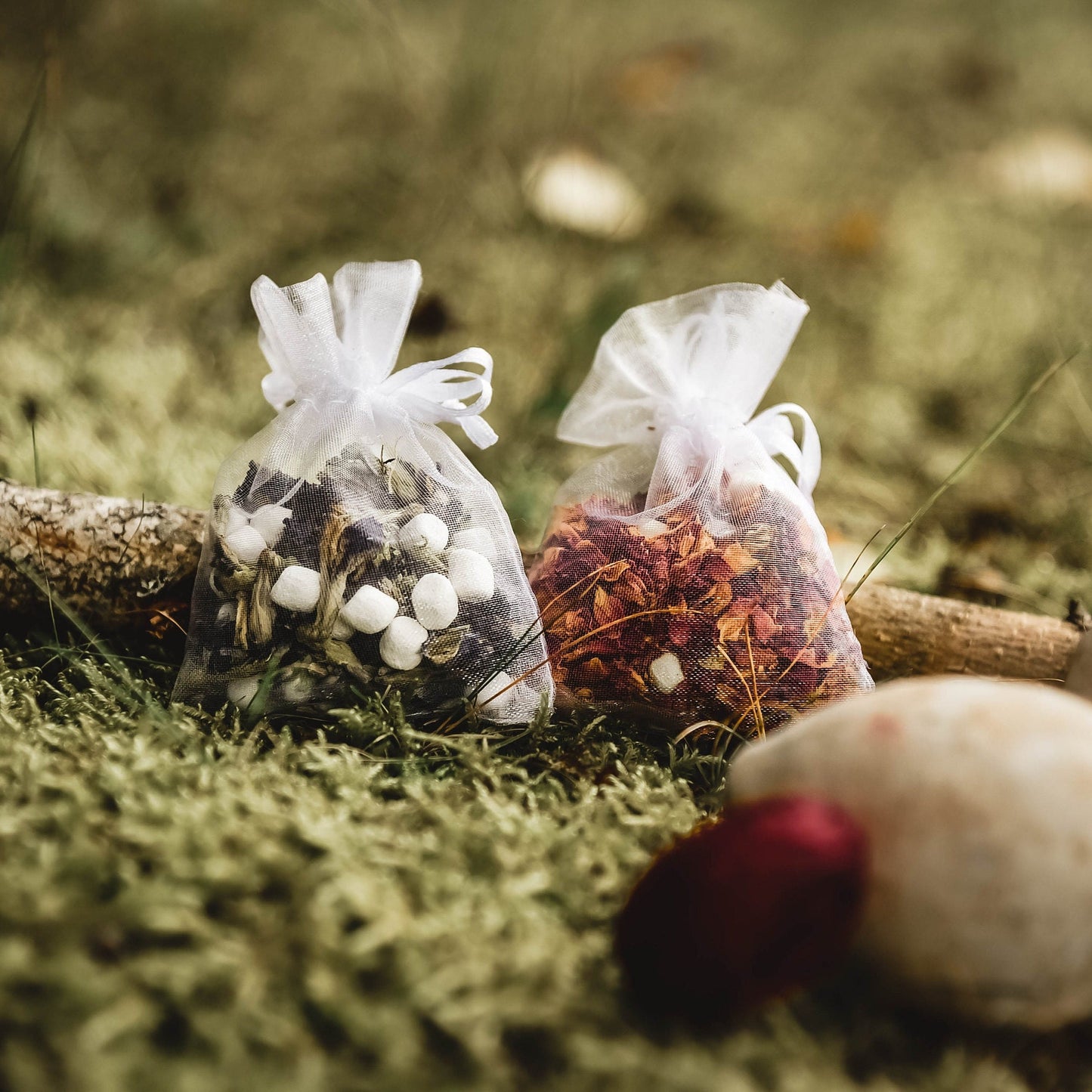 Sachet de perles aromatiques en céramique & fleurs séchées